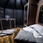 Szálloda Aurora Igloo, Sauna & Dinner By Invisible Forest Adults Only *