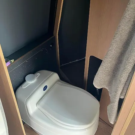 Aurora Igloo, Sauna & Dinner By Invisible Forest Adults Only ホテル ロヴァニエミ