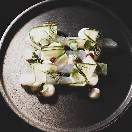 Aurora Igloo, Sauna & Dinner By Invisible Forest Adults Only מלון רובניימי