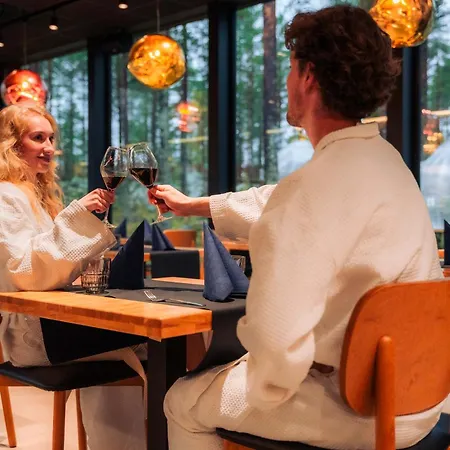 Hotell Aurora Igloo, Sauna & Dinner By Invisible Forest Adults Only