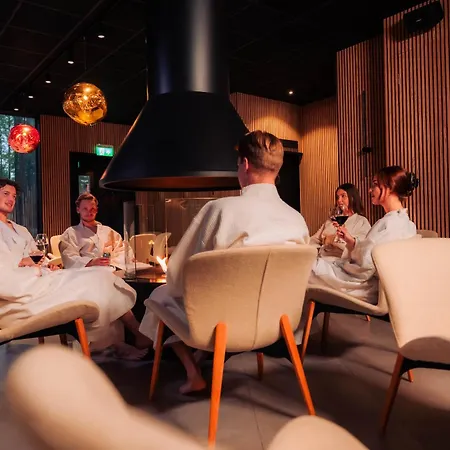 Aurora Igloo, Sauna & Dinner By Invisible Forest Adults Only