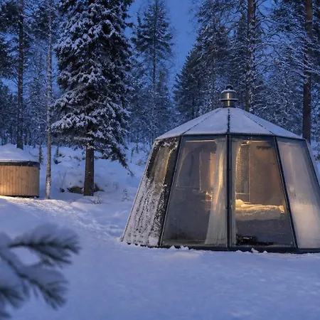 Aurora Igloo, Sauna & Dinner By Invisible Forest Adults Only ホテル
