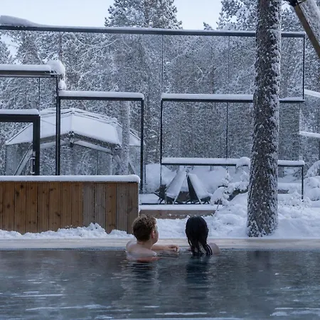ホテル Aurora Igloo, Sauna & Dinner By Invisible Forest Adults Only *