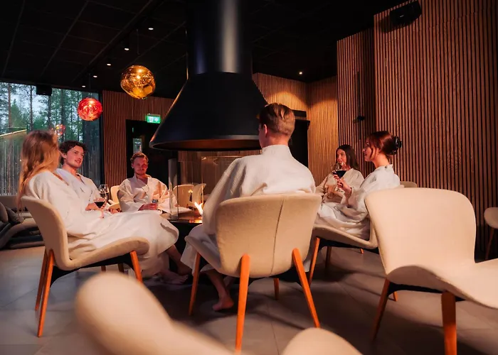 Aurora Igloo, Sauna & Dinner By Invisible Forest Adults Only